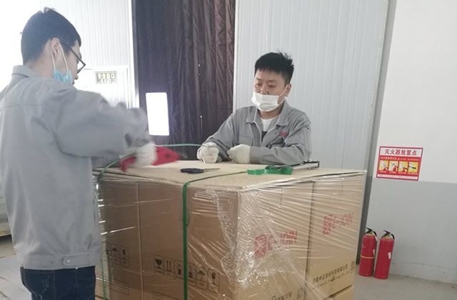 秋十月 易久伺服壓機(jī)忙碌發(fā)貨季